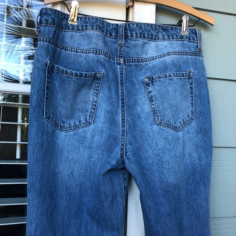 Forever 21 Distressed Jeans Ripped Holes Blue High Waisted Rise 28 - Picture 6 of 8